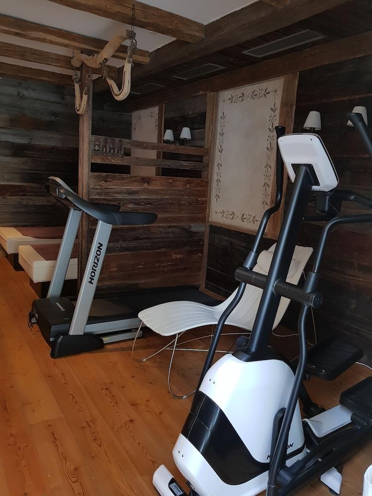 Maribel Hotel Madonna Eksteriør billede