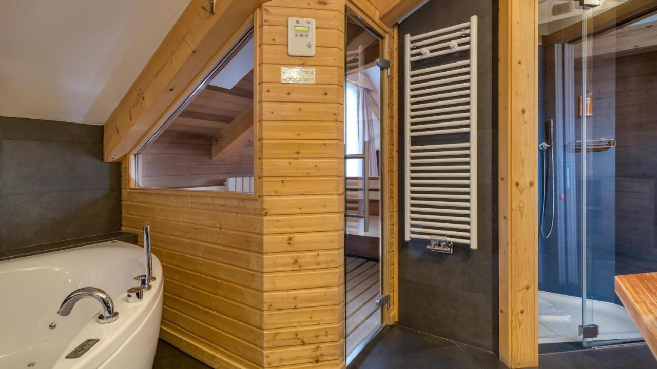 Maribel Hotel Madonna Eksteriør billede