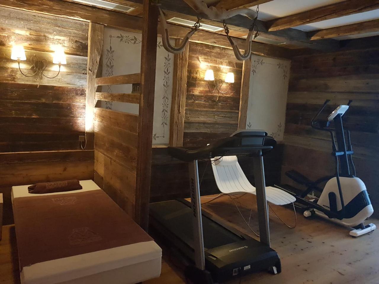 Maribel Hotel Madonna Eksteriør billede